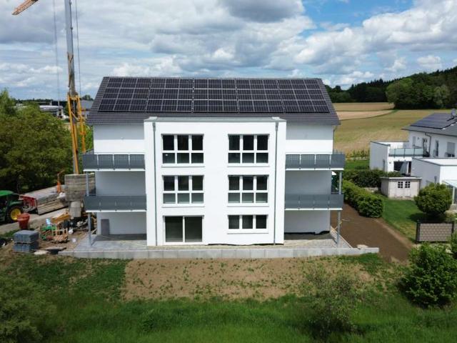 Flexible Neubau Einheit mit Terrasse, Carport und Stellplatz – wohnwirtschaftliche Nutzung möglich