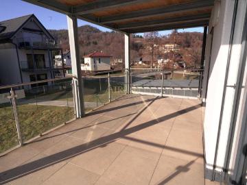 Wohnung zum Verkauf in 9081 - Balkon, Parkplatz