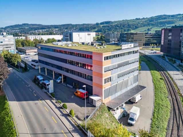 Flexible, offene und helle Dienstleistungsfläche Büro, Praxis, Lager