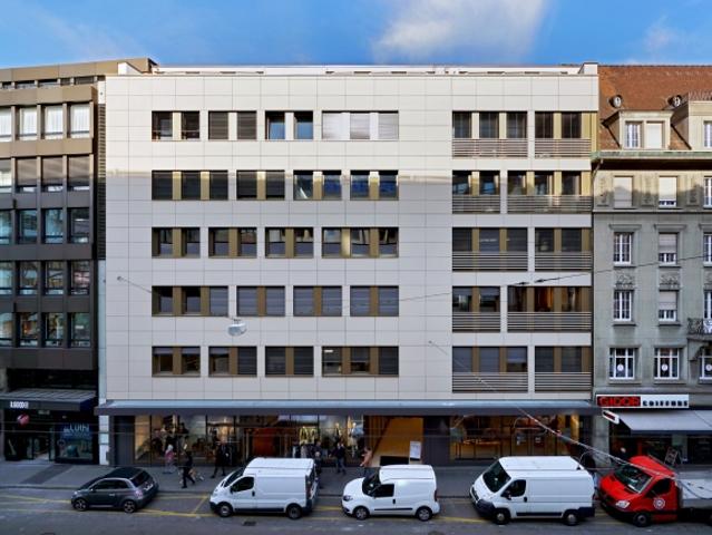Flexible Praxis oder Bürofläche 98 – 129 m² an zentralster Lage