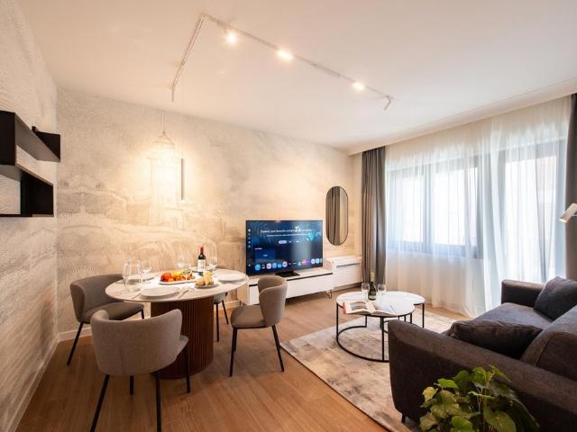 Flexible Rental from 1 Month — Furnished 3.5 Room Apartment with 2 Bathrooms and Balcony in Lugano