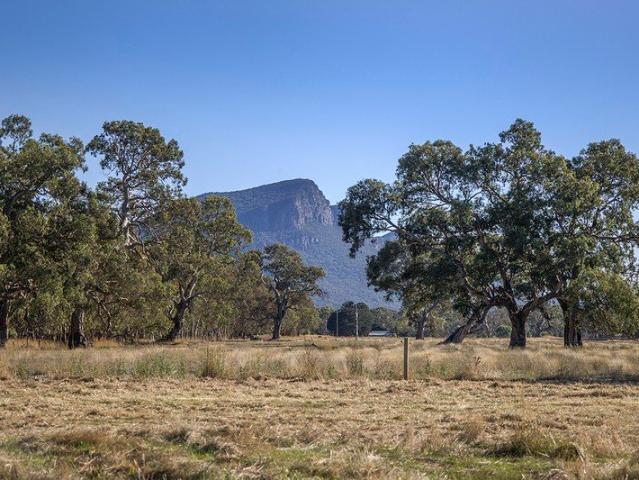 Flexible Rural Holding with Grampians Outlook & Commercial Potential