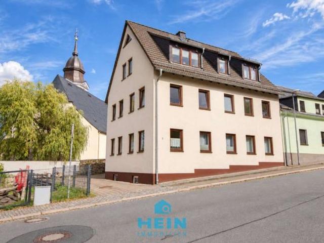 Flexibler Wohntraum in Neustädtel: Großzügige 2 Zimmer Wohnung mit Terrasse, Garage & Potenzial!
