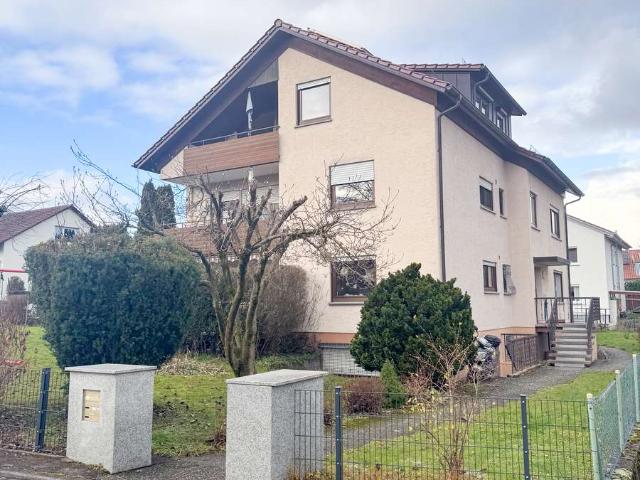 Flexibles Mehrfamilienhaus mit über 320 m² Wohnfläche in begehrter Wohnlage