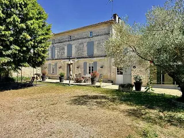 Fléac 16730 Achat / Vente maison 11 pièces t11 piscine terrasse