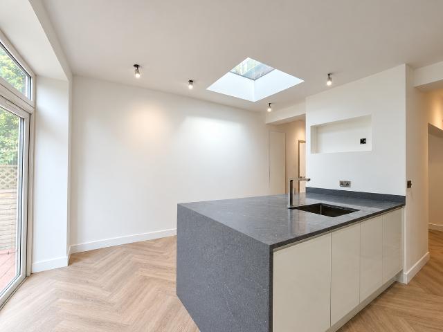 Fleeming Road, Walthamstow E17, 6 bed semi detached house to rent, £4,000 pcm | PrimeLocation