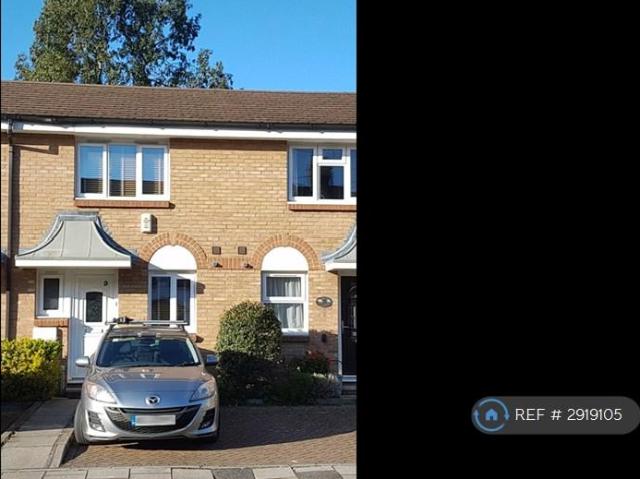 Fleet Terrace, London, SE6 2 bed terraced house to rent £2,300 pcm £531 pw