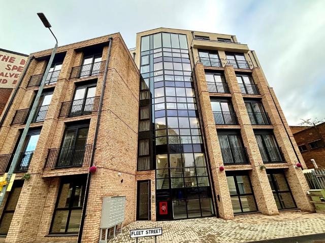 Fleet Court Block A, Leicester, LE1 1 bed flat to rent £831 pcm £192 pw