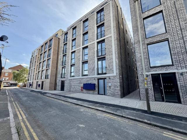 Old Milton Street, Leicester, LE1 1 bed apartment to rent £805 pcm £186 pw