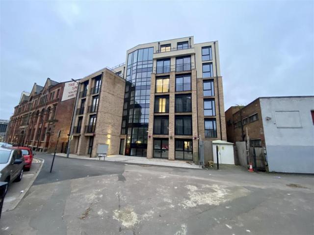 Fleet Court, Leicester LE1 Studio to rent £665 pcm £153 pw