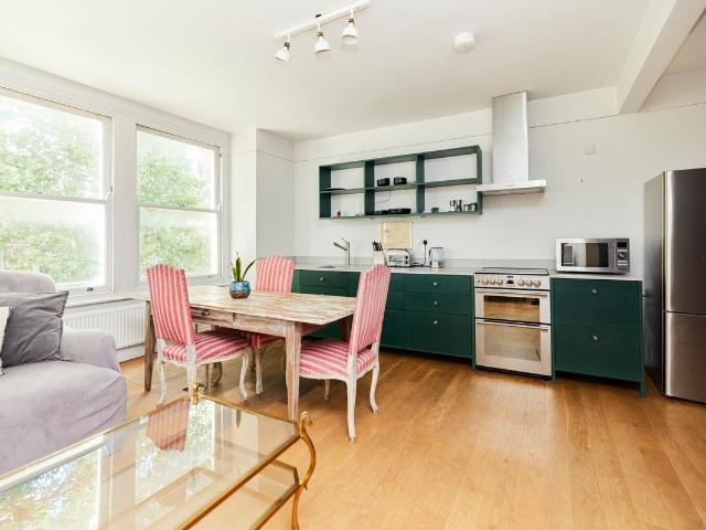 Fleet Road, London NW3, 1 bed flat to rent, £4,200 pcm | PrimeLocation