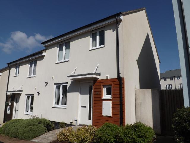 Fleetwood Gardens, Plymouth PL6, 3 bed property to rent, £1,300 pcm | PrimeLocation