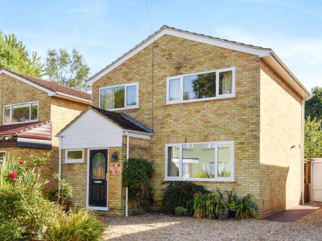 Fleming Close, Farnborough, Hampshire GU14, 3 bed detached house to rent, £1,680 pcm | PrimeLocation