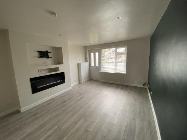 Fleming Way, Flanderwell, S66 2HB 2 bed townhouse to rent £875 pcm £202 pw