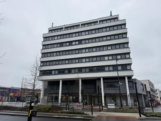 Fleming Way, Swindon SN1, 1 bed flat to rent, £875 pcm | PrimeLocation