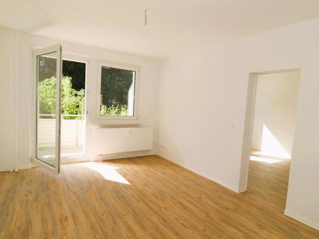 Flemminggebiet! Kleine 2 Zimmer Wohnung mit Balkon/Dusche