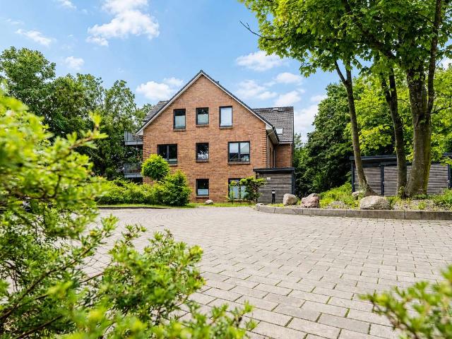 Flensburg, Nordstadt: moderne 3 Zimmer Wohnung mit Blick ins Naturschutzgebiet