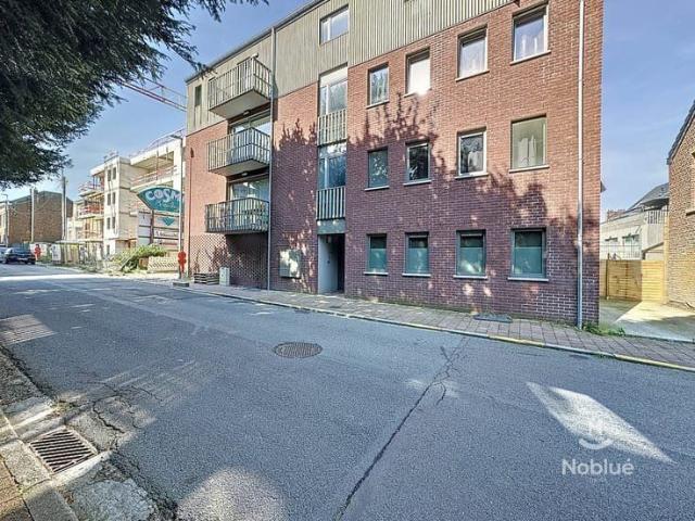 FLÉRON: 3 bedroom flat + terrace + 2 garages
