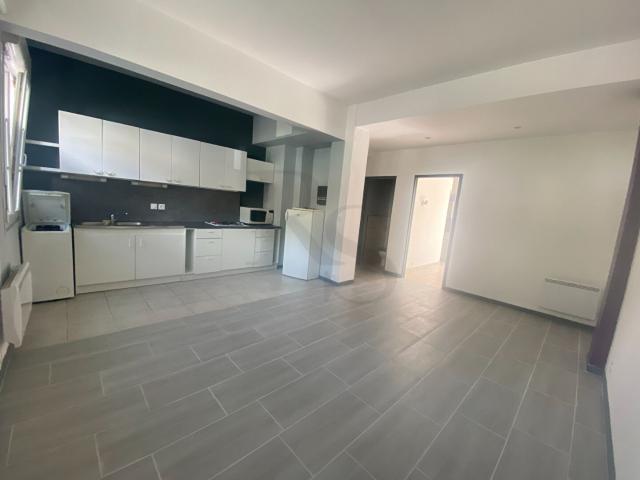 FLERS Appartement T2 en rez de chaussée avec terrasse