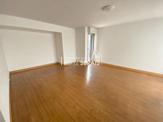FLERS Appartement de 4 pièces de 115 m2