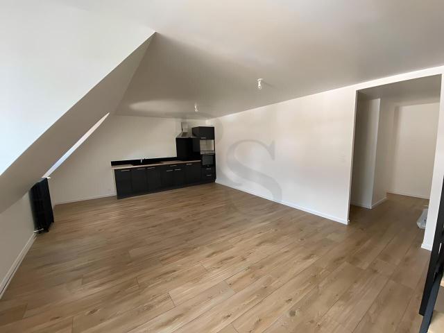 FLERS Appartement de 3 pièces en duplex