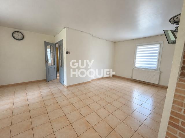 FLESSELLES – MAISON À LOUER DE TYPE 5 AVEC GARAGE ET JARDIN