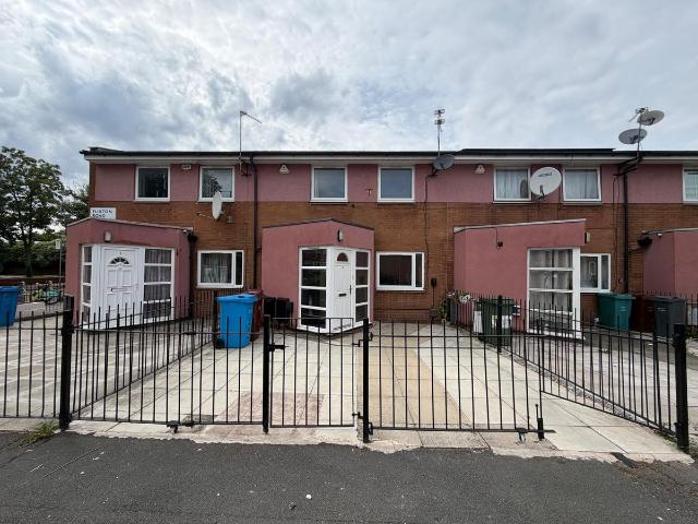 Flixton Road, Manchester, Lancashire M13, 3 bed terraced house to rent, £1,500 pcm | PrimeLocation