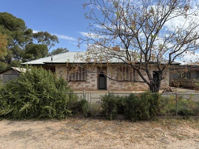 Flinders Ranges Escape | Solid Family Home in Hawker