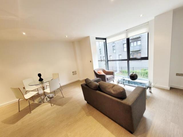 Flint Glass Wharf, 35 Radium Street, Manchester, M4 6AD, United Kingdom | 2 bed apartment for rent #140400019 | Rentberry