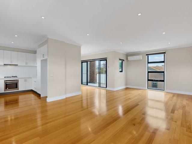 Flipped Coburg living