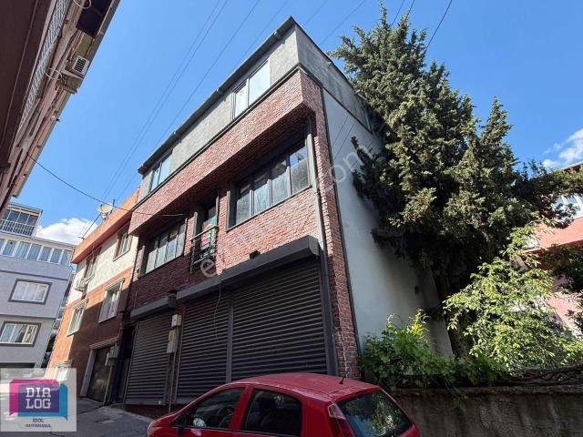 Fsm Bulvarı Üzeri Satılık 3 Katlı Müstakil Bina