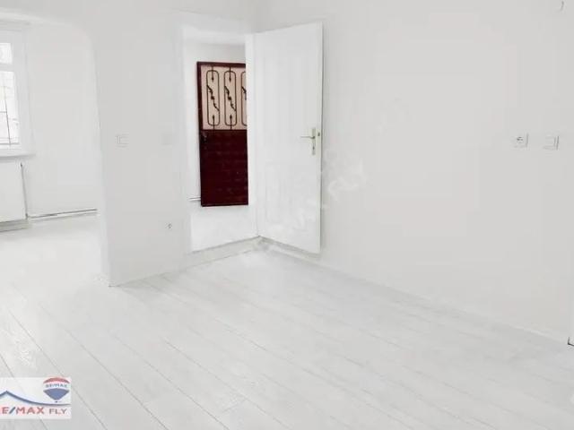 Fsm Mahallesi Kabil Sokakta Müstakil Kiralık