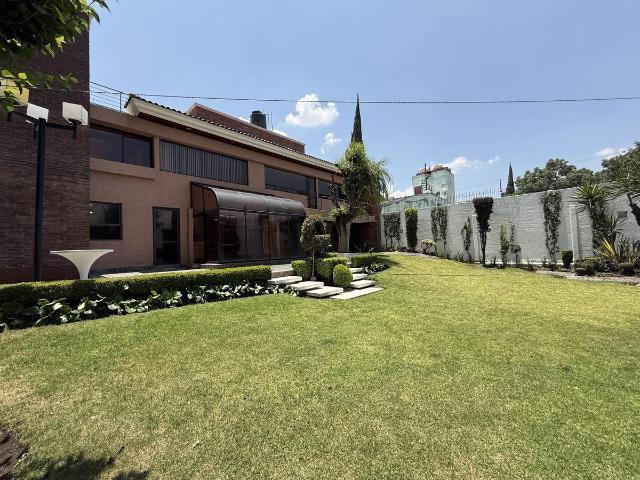 FP CASA EN RENTA PARA OFICINAS, ASILO, ESCUELA O SPA EN TOLUCA