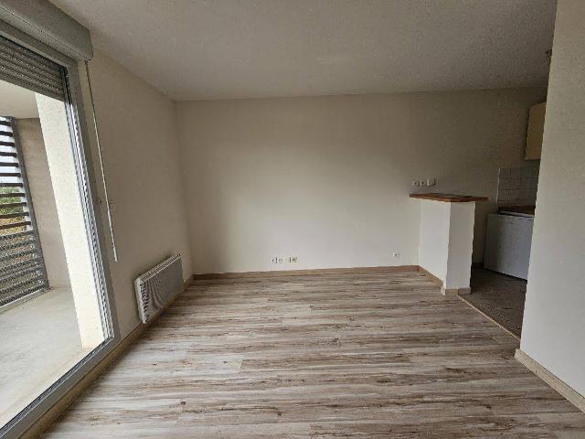 FROUZINS APPARTEMENT T2 de 35 m², 1 parking