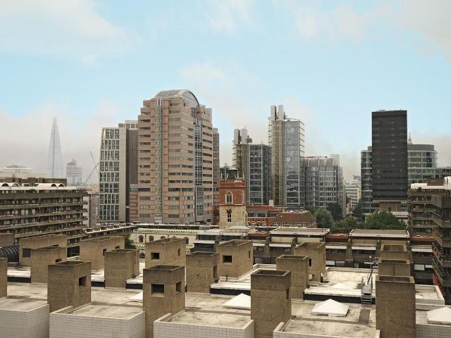 Frobisher Crescent, London EC2Y, 1 bed penthouse to rent, £2,500 pcm | PrimeLocation