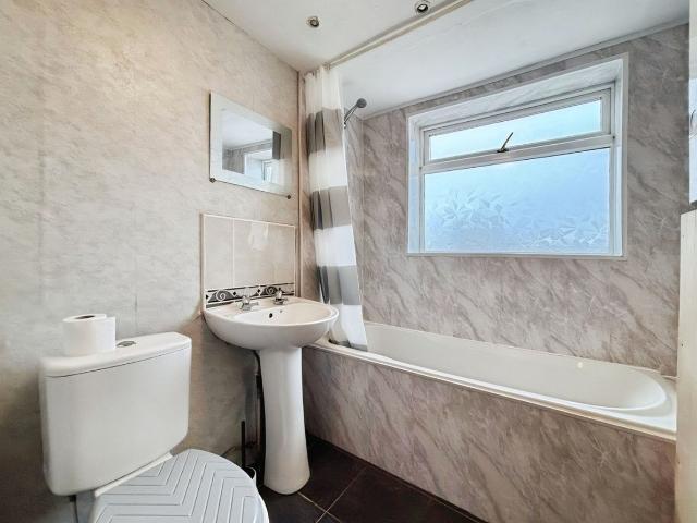 Frobisher Street, Hebburn, Tyne And Wear NE31, 3 bed flat to rent, £625 pcm | PrimeLocation