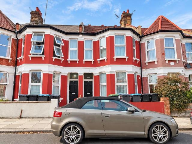Frobisher Road, London N8, Studio to rent, £1,200 pcm | PrimeLocation
