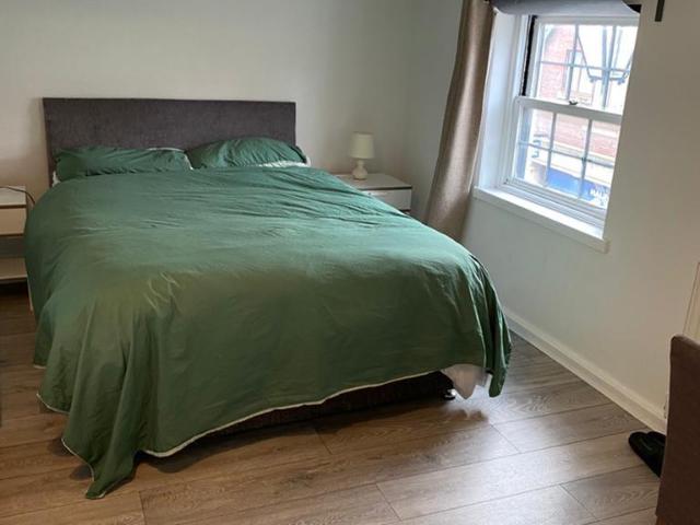 Frodsham Street, Chester Studio to rent £895 pcm £207 pw