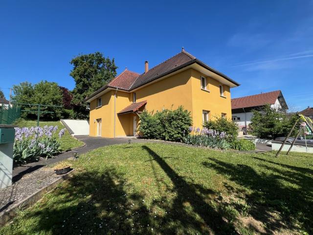 Froeningen au calme Maison de 2001 de 220 m2 7 pièces 6 cham. 217m² Froeningen