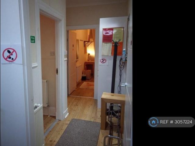 Froghall Road, Aberdeen, AB24 3 bed flat to rent £950 pcm £219 pw