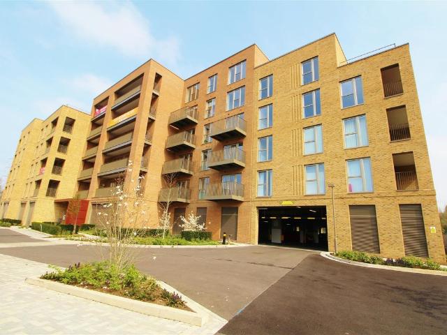 Frogmore Avenue, Watford WD17, 1 bed flat to rent, £1,450 pcm | PrimeLocation