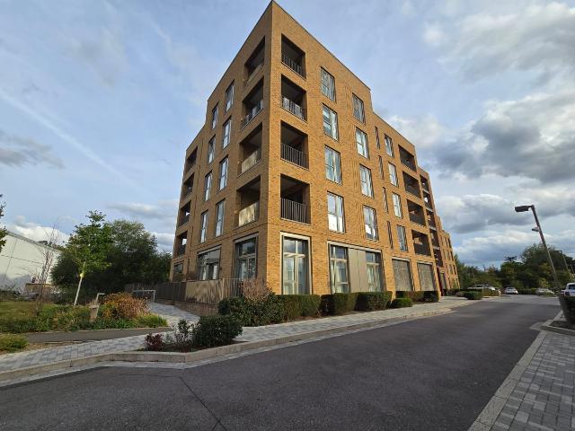 Frogmore Avenue, Watford WD17, 1 bed flat to rent, £2,100 pcm | PrimeLocation