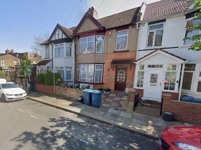 Frognal Avenue, London, HA1 2SF, United Kingdom | 2 bed apartment for rent #140398687 | Rentberry