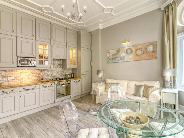 Frognal, Hampstead, London, NW3 1 bed flat to rent £5,000 pcm £1,154 pw