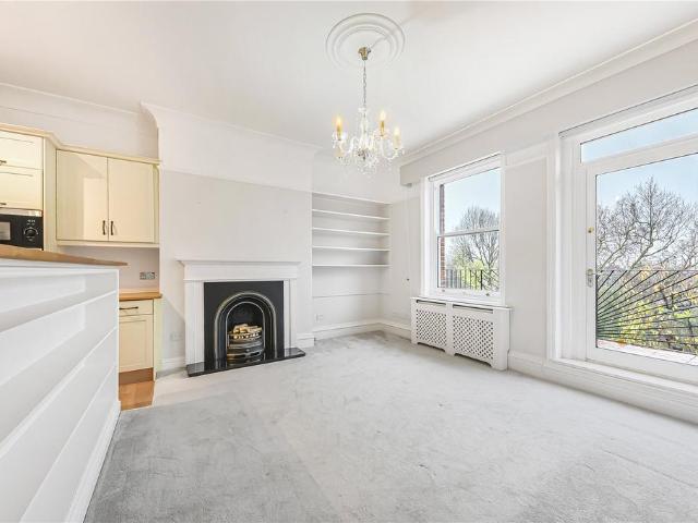 Frognal Lane, London, NW3 1 bed apartment to rent £2,925 pcm £675 pw