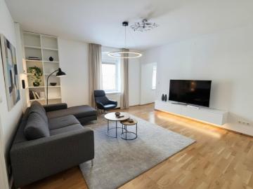 FROHNLEITEN Hauptplatz * Denkmalgeschützte Anlegerwohnung