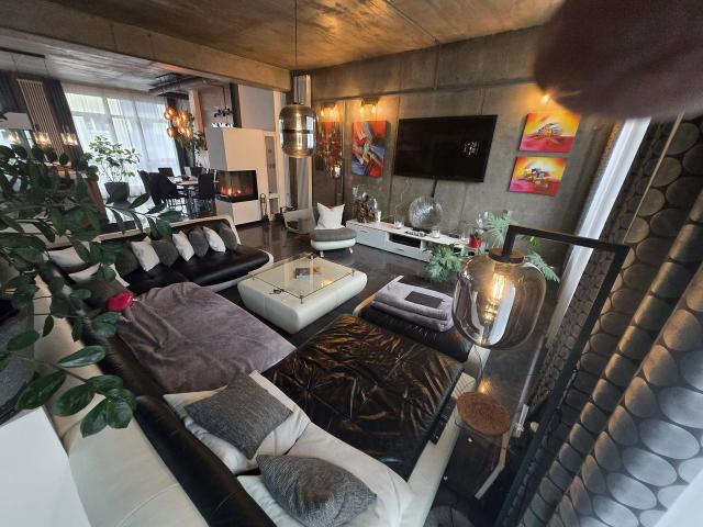 From 01.10.26 or earlier: 170sqm Industrial Loft with 3.30m height, fireplace, aquarium, south west terrace, at Allerheiligentor, Frankfurt Amsterdam Apartments for Rent