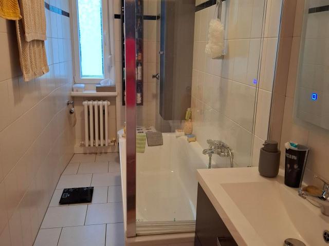 From 3 January: Well kept 2 room apartment for three months, Berlin Amsterdam Apartments for Rent
