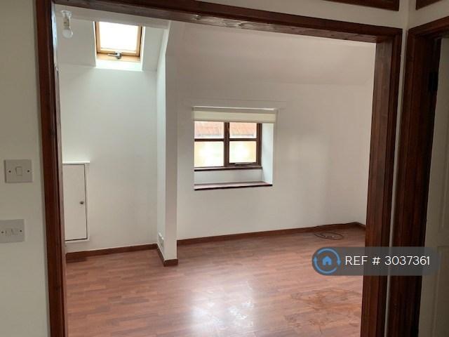 Frome, Frome, BA11 Studio to rent £620 pcm £143 pw