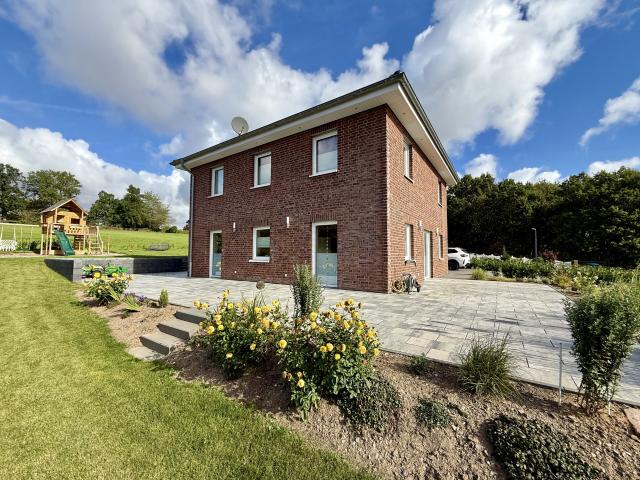 Fröndenberg Hohenheide: Traumhaftes Einfamilienhaus im Villenstil – Exklusivität auf dem Land!